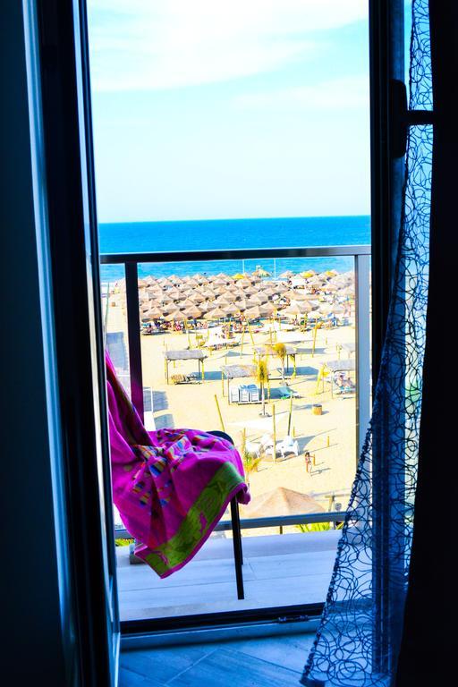 マルゲリータ・ディ・サヴォイア Sottosopra Bed & Breakfast エクステリア 写真